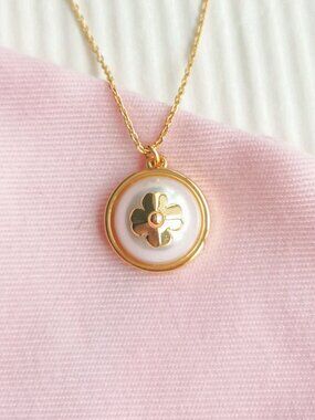 Kate Spade Pearls On Pearls White Necklace Gold